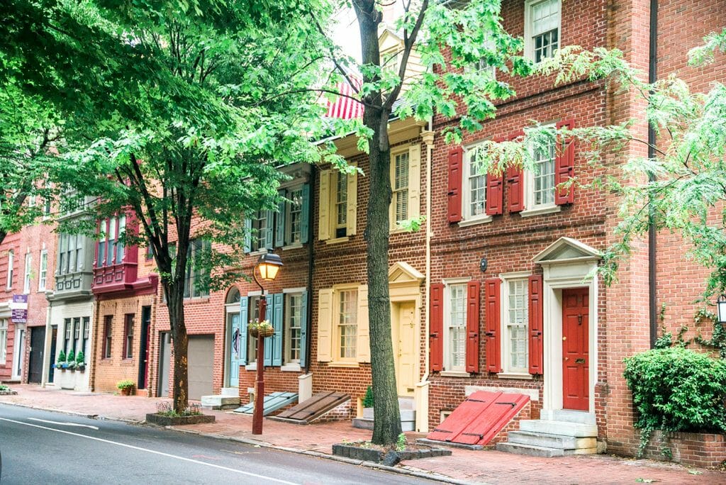Philadelphia colonial houses