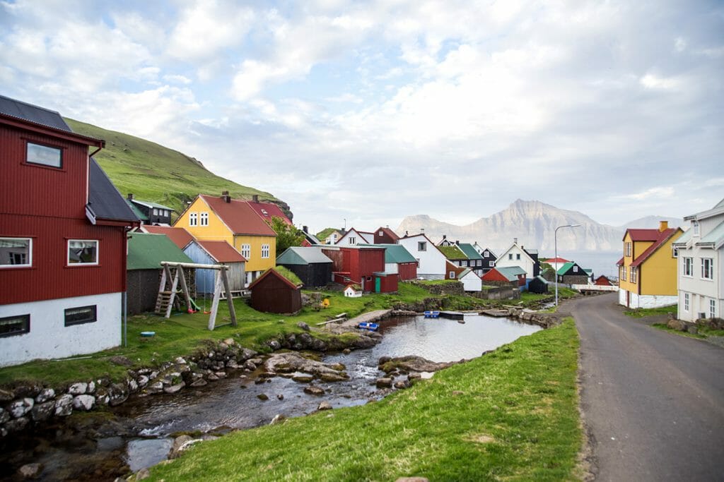 Colorful houses in Gjógv