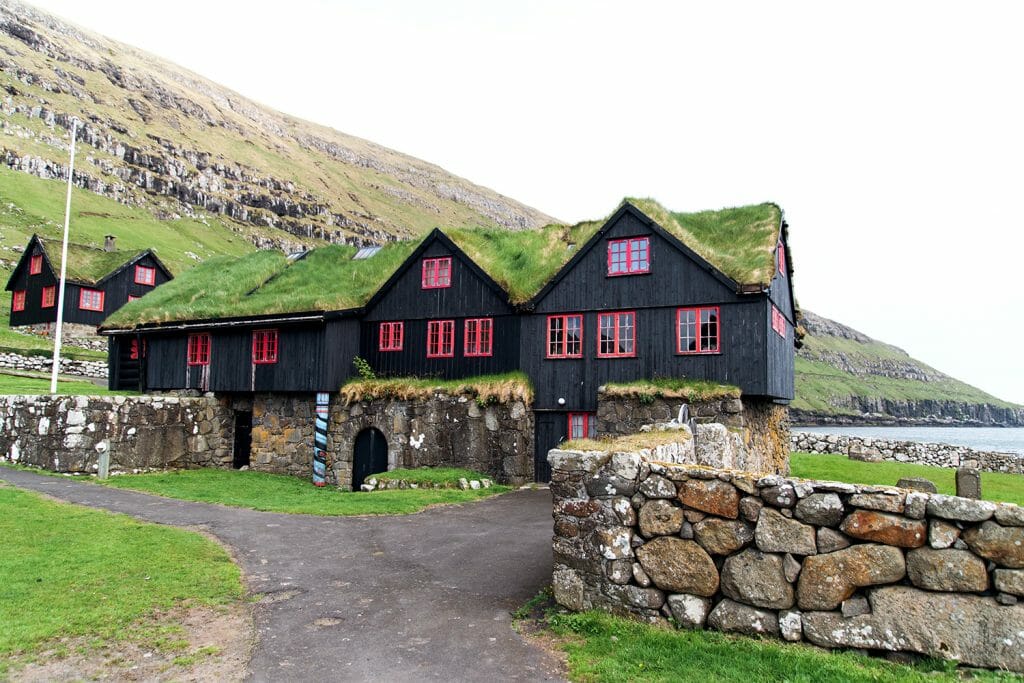 Kirkjubøur grass roof houses