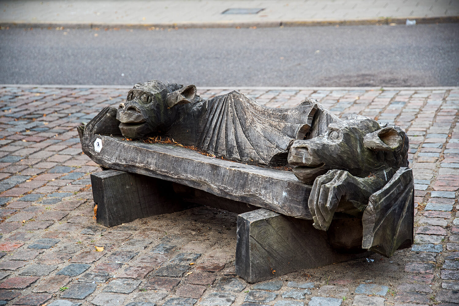 Dragon bench in Silkeborg