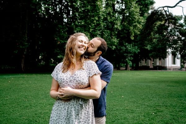 Couples photoshoot in Innsbruck garden