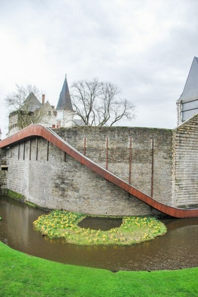 Historic wall with moat in Nantes