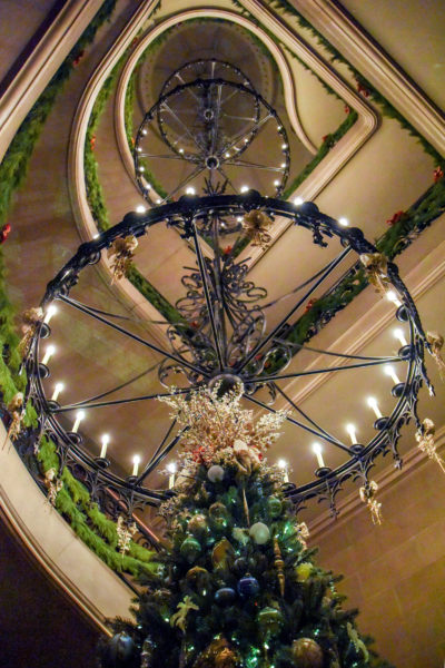 Christmas tree and staircase chandelier in the Biltmore